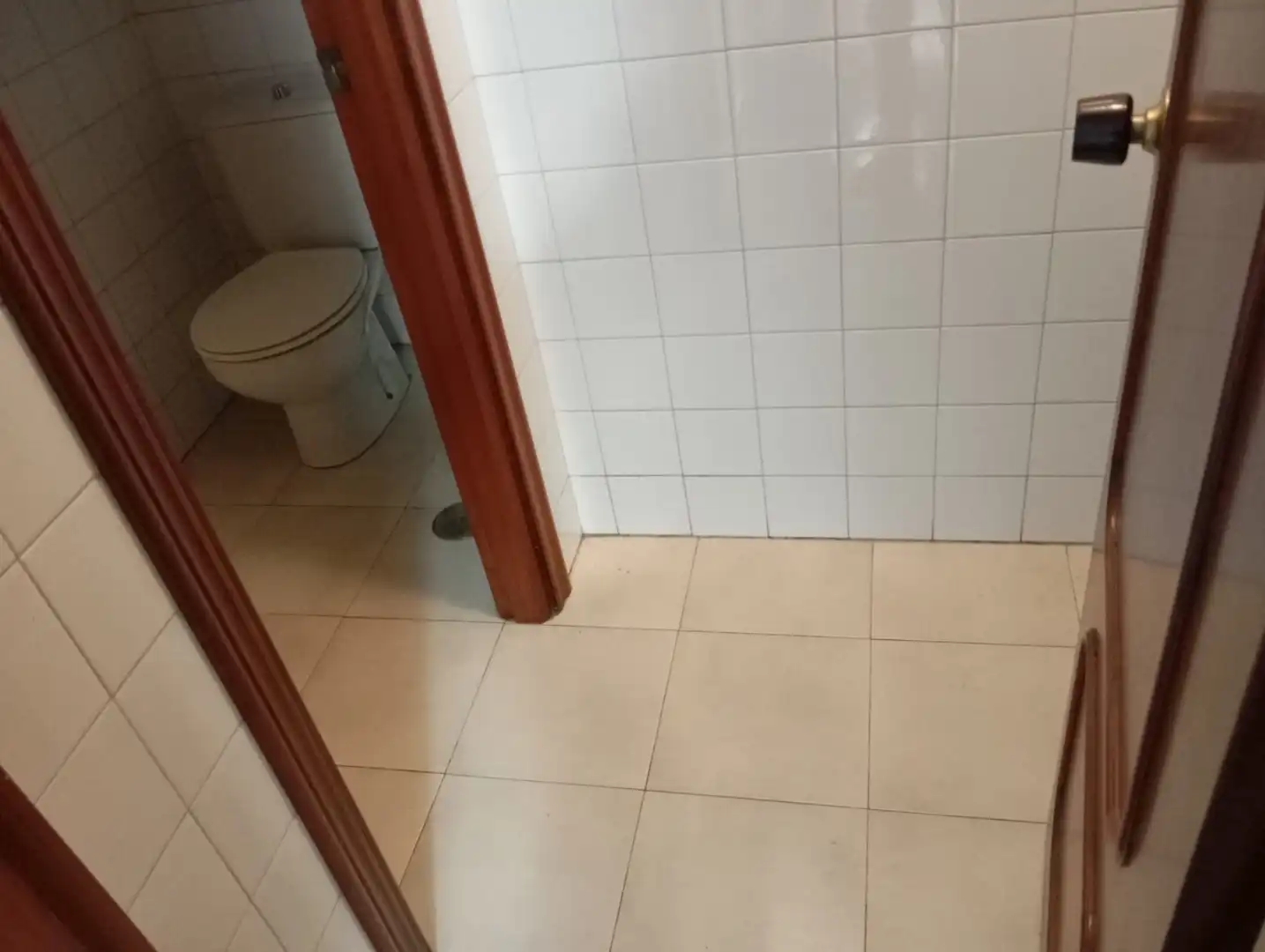 Baño de Estudio de alquiler en Carballo con Amueblado