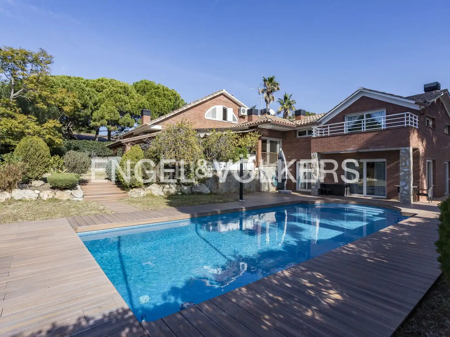 Vista exterior de Casa o chalet en venta en El Vendrell con Aire acondicionado, Calefacción y Jardín privado
