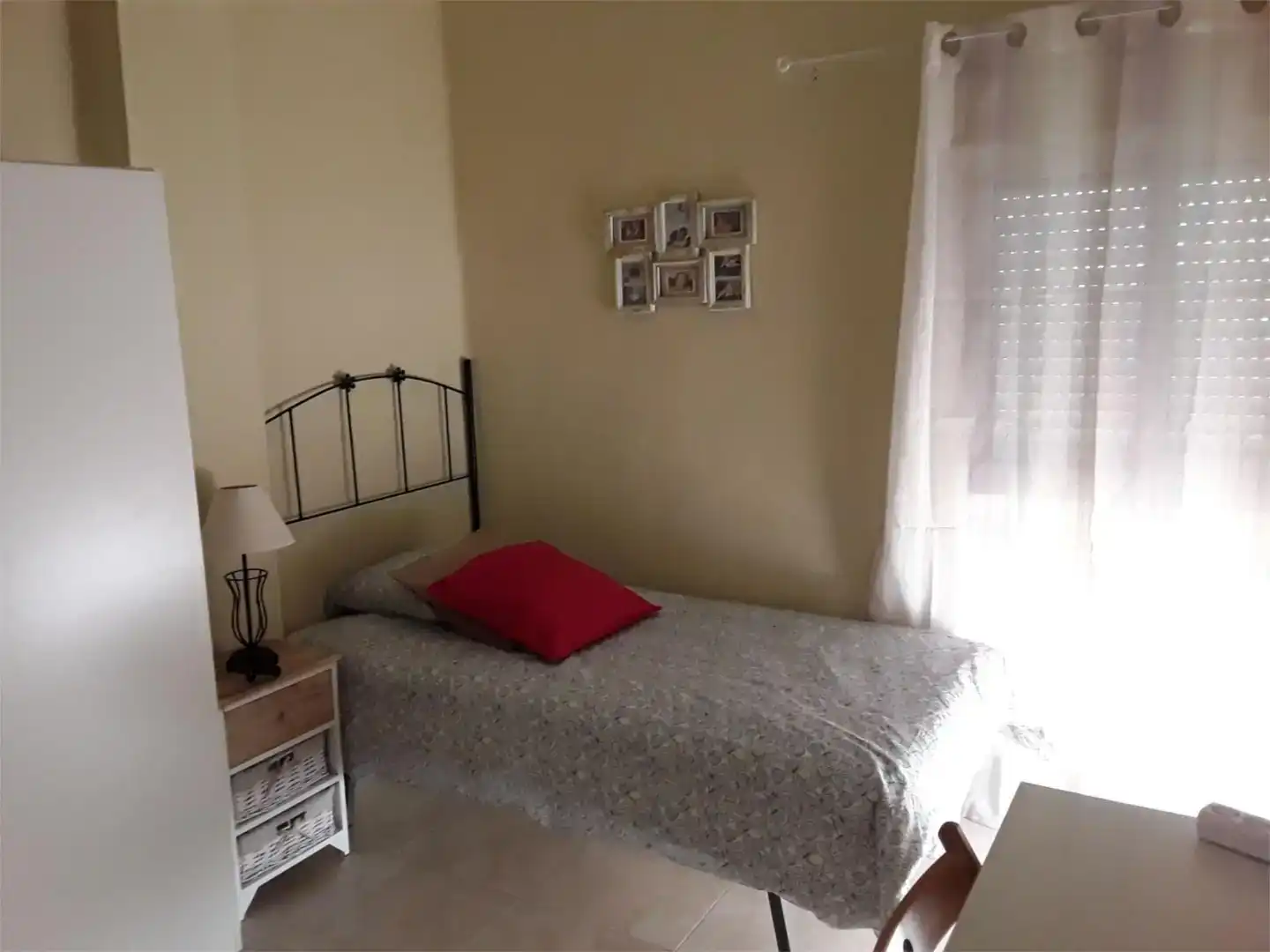 Habitación de Piso para compartir en Los Remedios