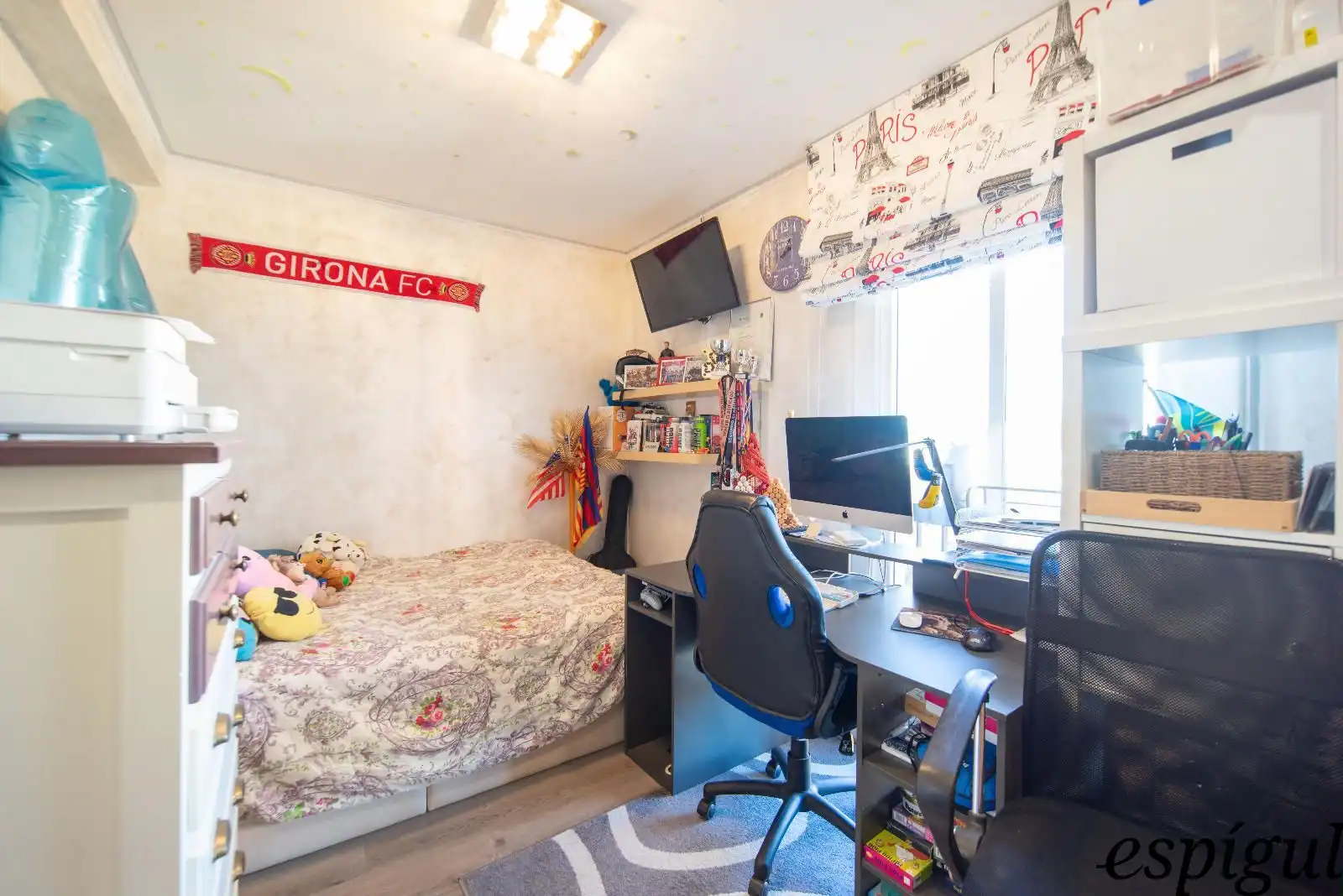 Flat for sale in Corunya, Sant Narcís