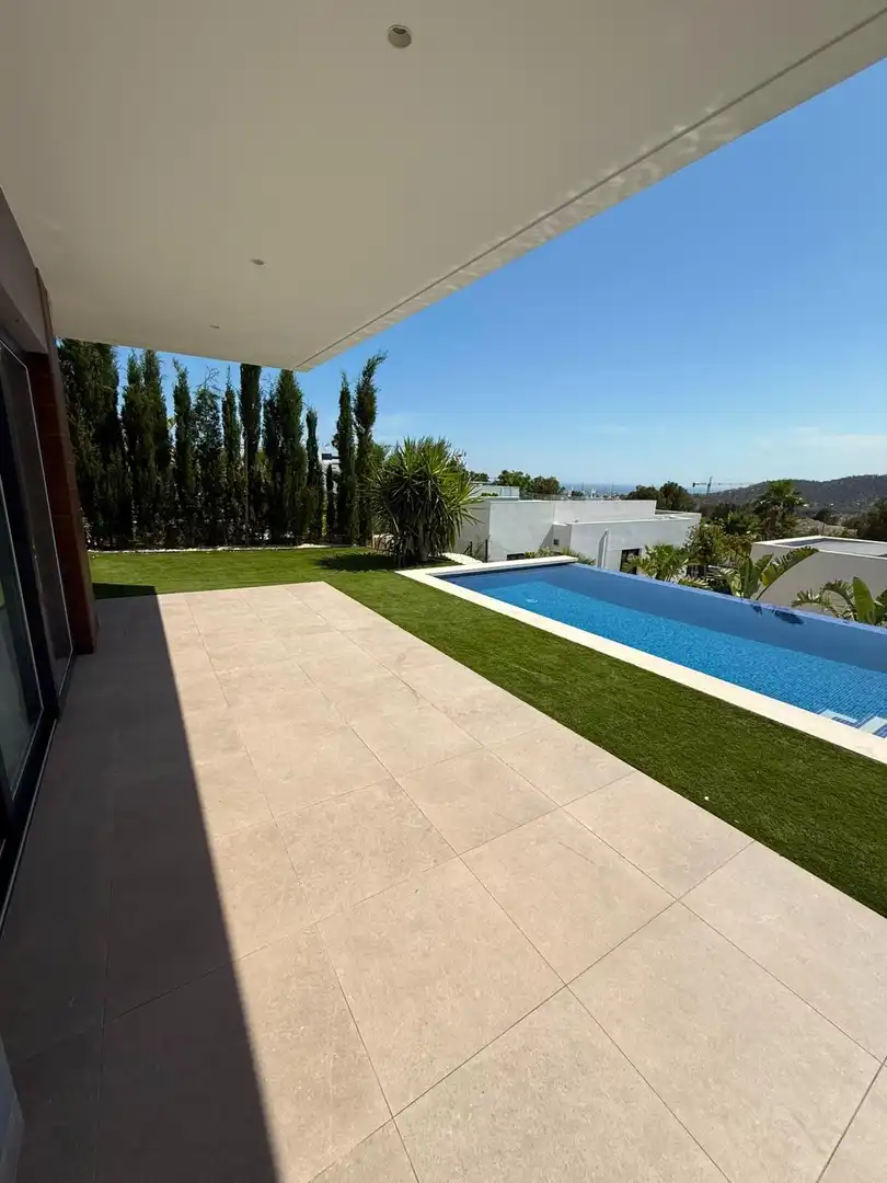 Haus oder Chalet zur Miete in Calle Calle Reina Sofía, Golf Bahía