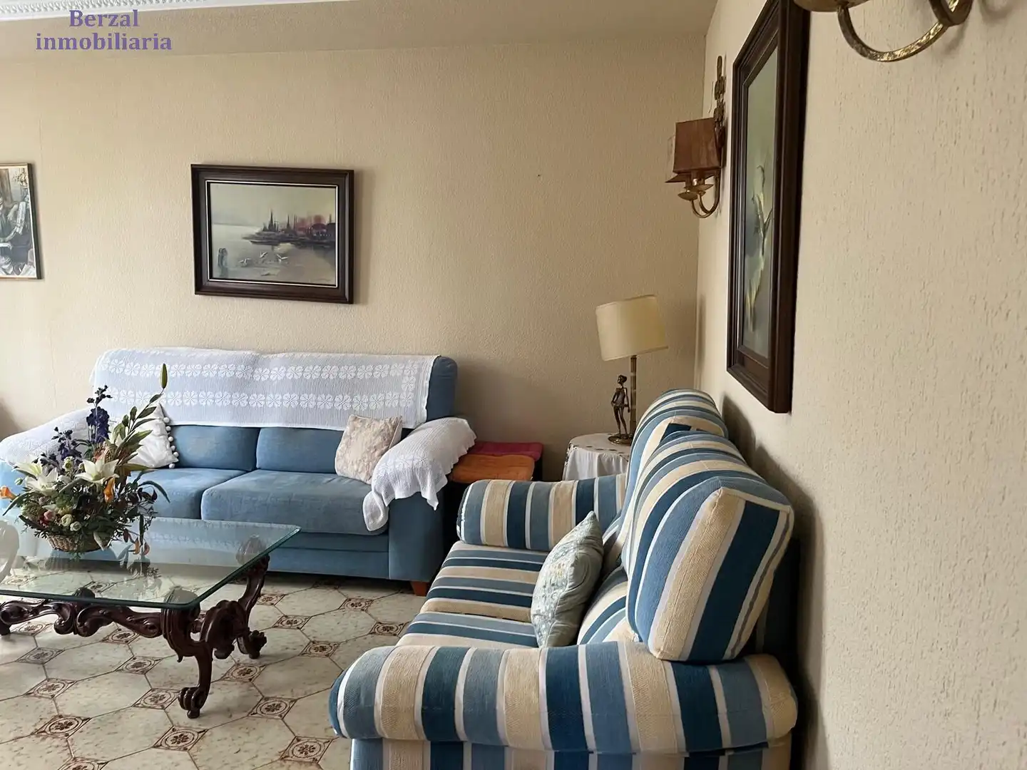 Sala d'estar de Casa o xalet en venda en Nalda amb Jardí privat, Terrassa i Traster