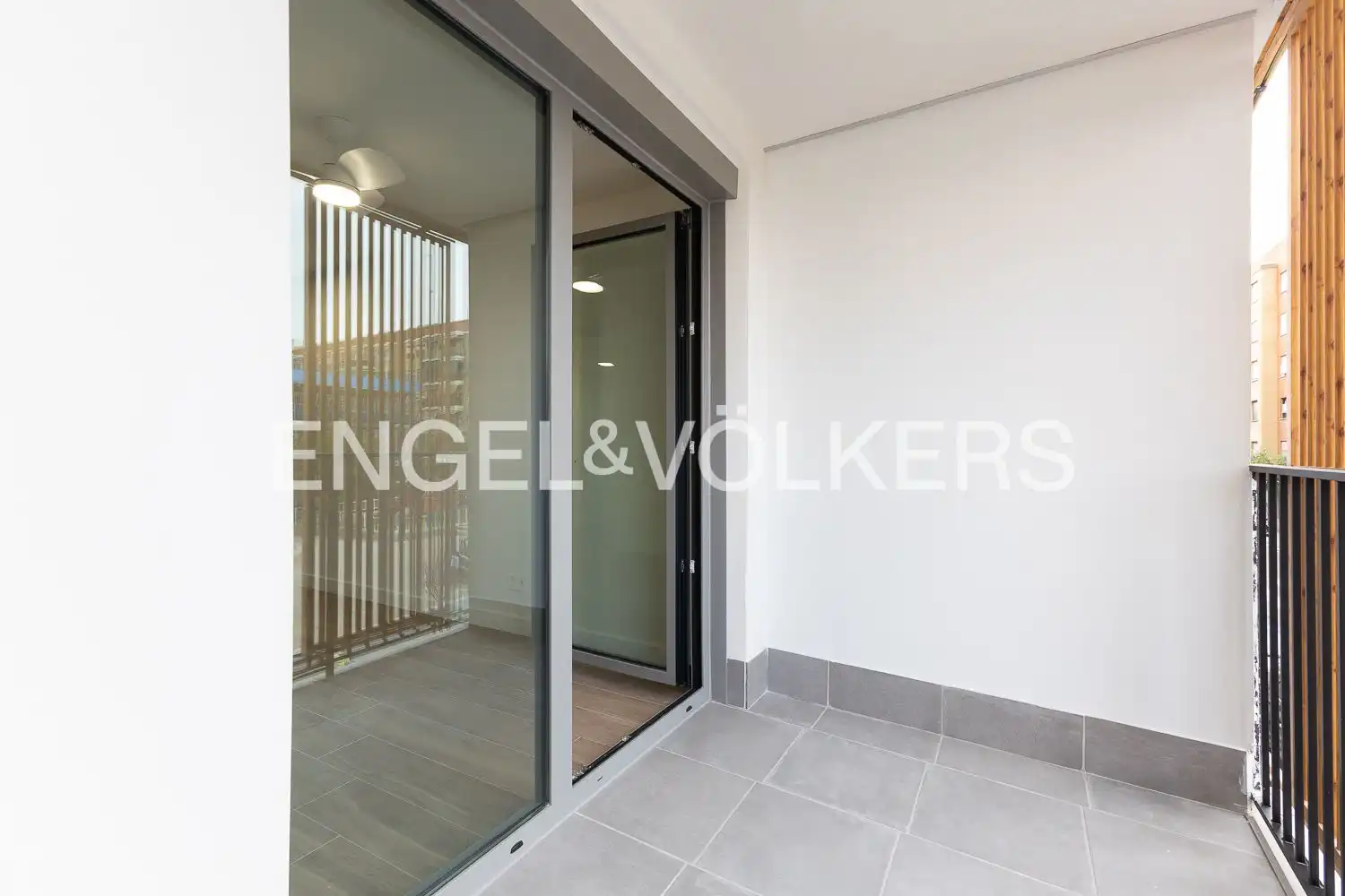 Balcony of Flat for rent in Valencia  with Air Conditioner, Heating and Parquet flooring