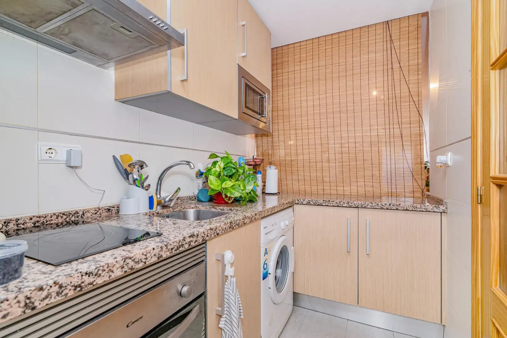 Cocina de Piso en venta en La Zubia con Aire acondicionado y Calefacción