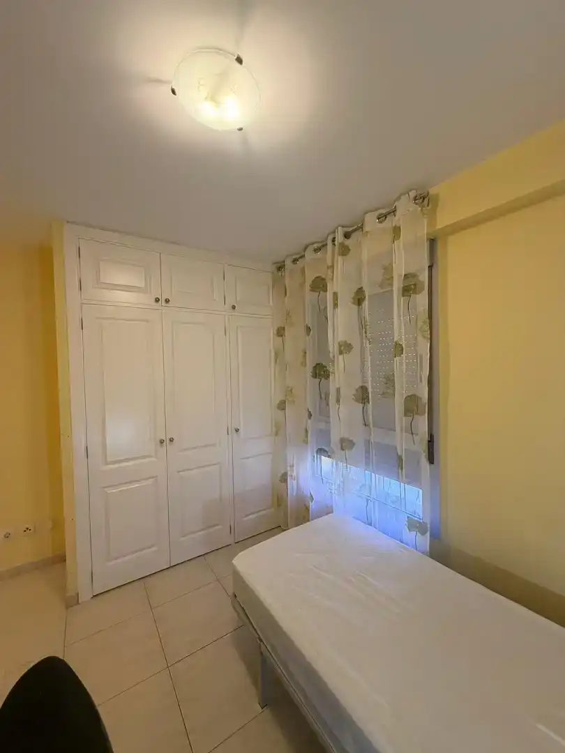 Bedroom of Flat for rent in San Cristóbal de la Laguna  with Balcony