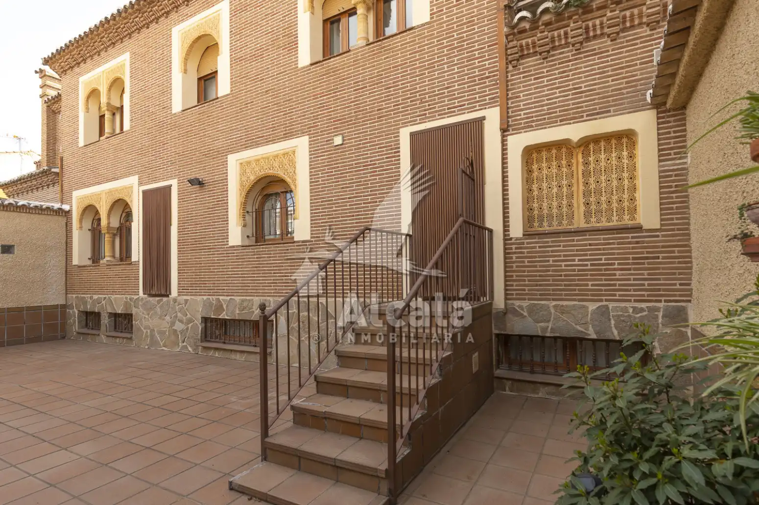 Vista exterior de Casa adosada en venta en Torrijos con Aire acondicionado, Calefacción y Terraza