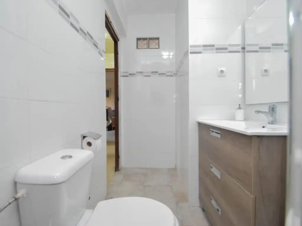 Piso con ascensor en venta en Calle Delfin, imagen 8