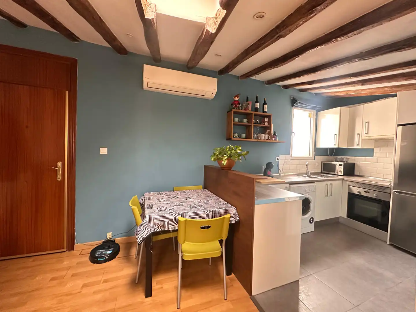 Cocina de Piso de alquiler en Madrid con Aire acondicionado, Calefacción y Amueblado