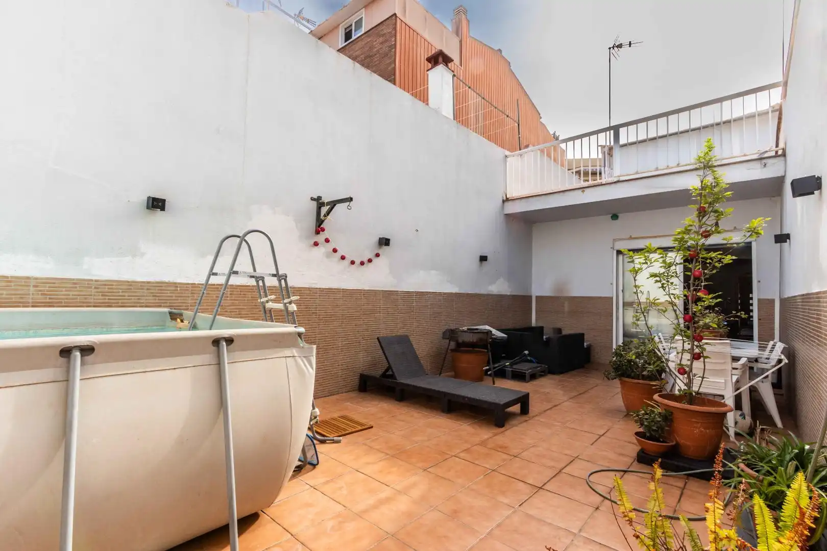 Terrassa de Casa adosada en venda en Sabadell amb Aire condicionat, Calefacció i Jardí privat