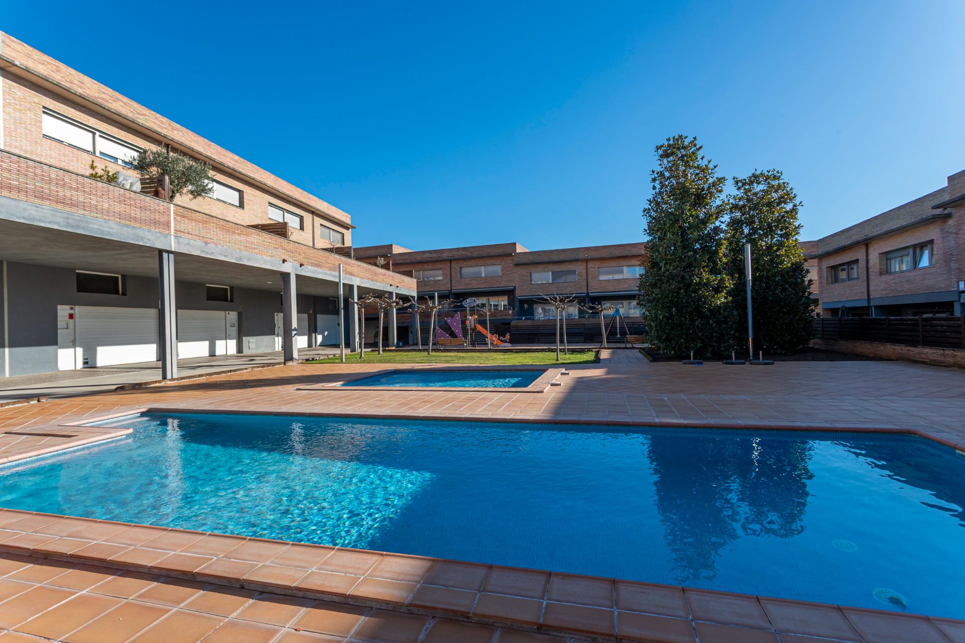 Single-family semi-detached for sale in Passatge Renaixença