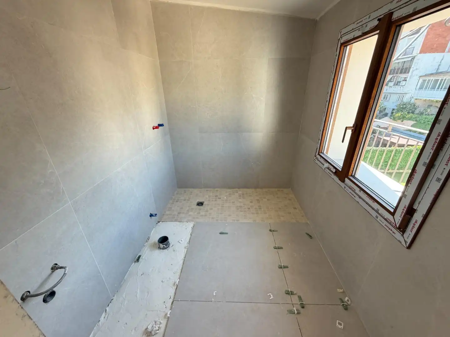 Bathroom of Attic for sale in Caldes d'Estrac  with Terrace, Storage room and Balcony