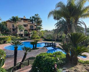 Vista exterior de Pis de lloguer en Estepona amb Aire condicionat, Calefacció i Terrassa