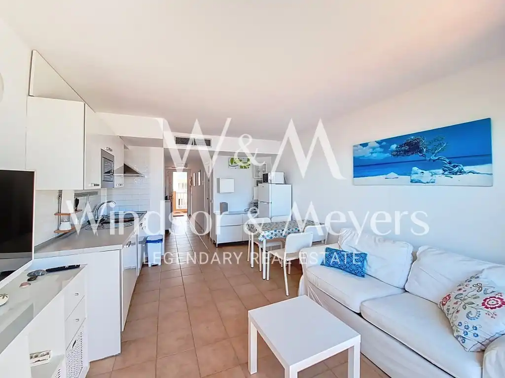 Living room of Flat for sale in Santa Eulària des Riu  with Air Conditioner, Furnished and Microwave