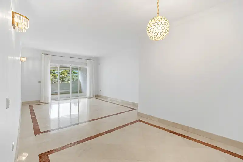 Apartament amb piscina en venda a Milla de Oro, imagen 3