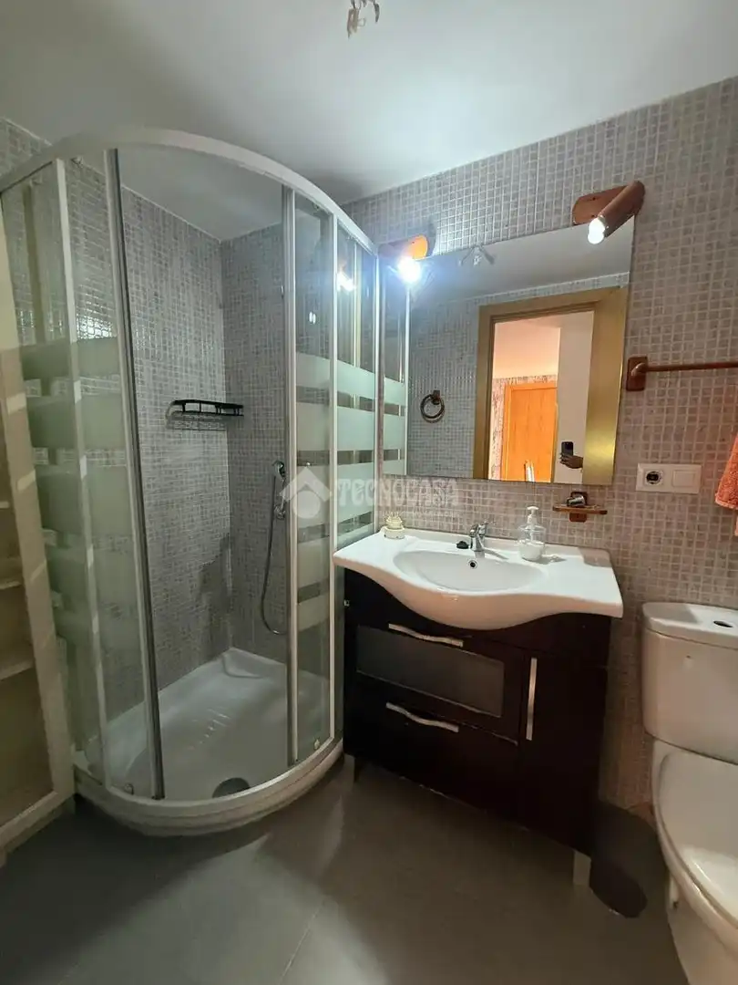 Bathroom of Flat for sale in Carabanchel