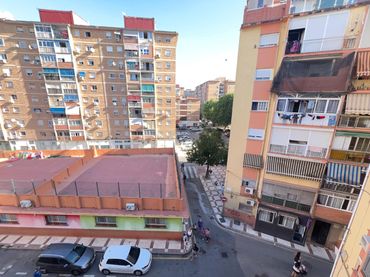 Piso con ascensor en venta en Avenida de Bonaire 4