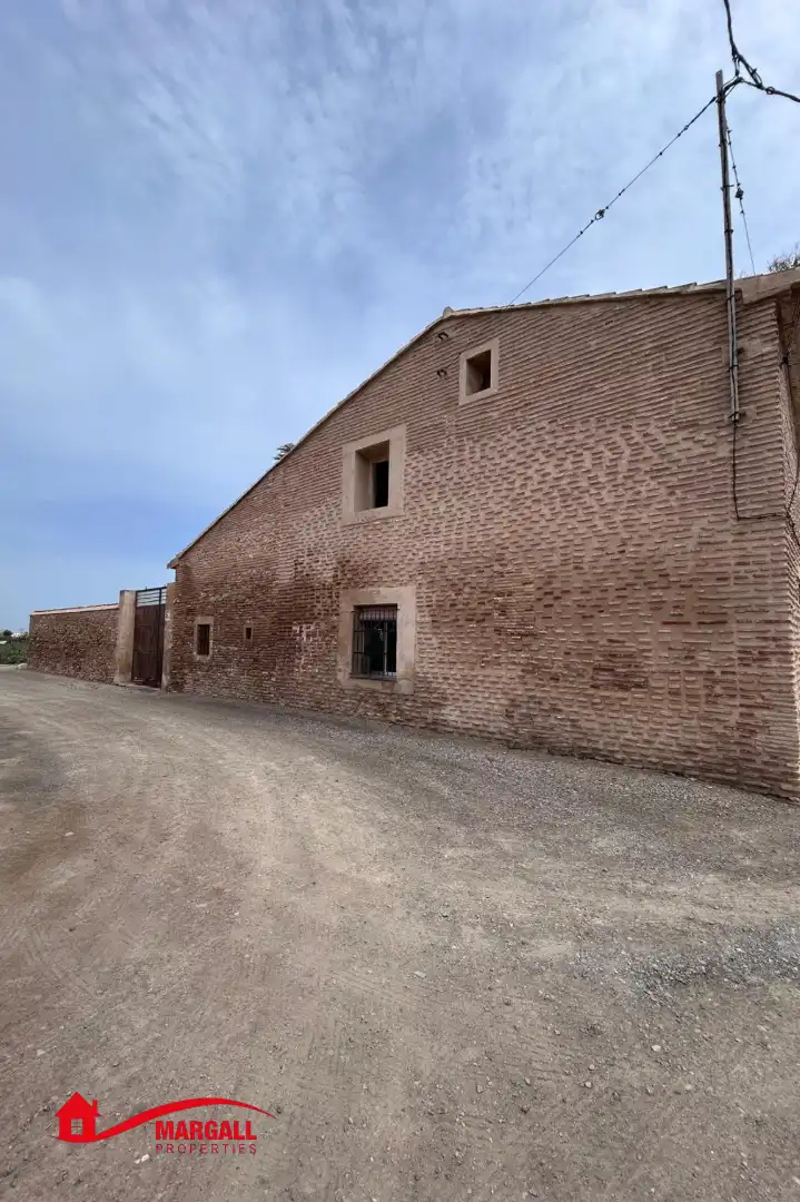 Vista exterior de Casa o xalet en venda en Alboraya amb Aire condicionat, Calefacció i Jardí privat