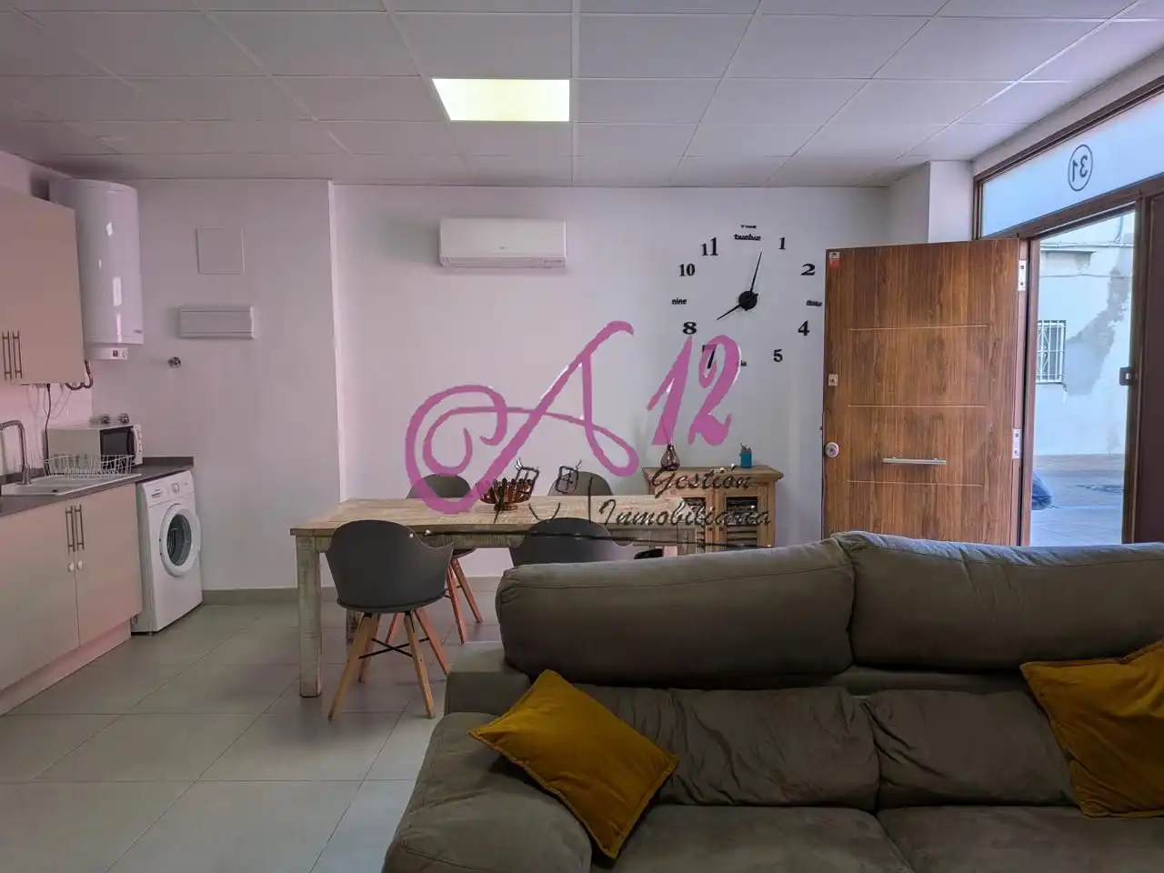 Living room of Ground floor for rent in Valencia  with Air Conditioner and Furnished