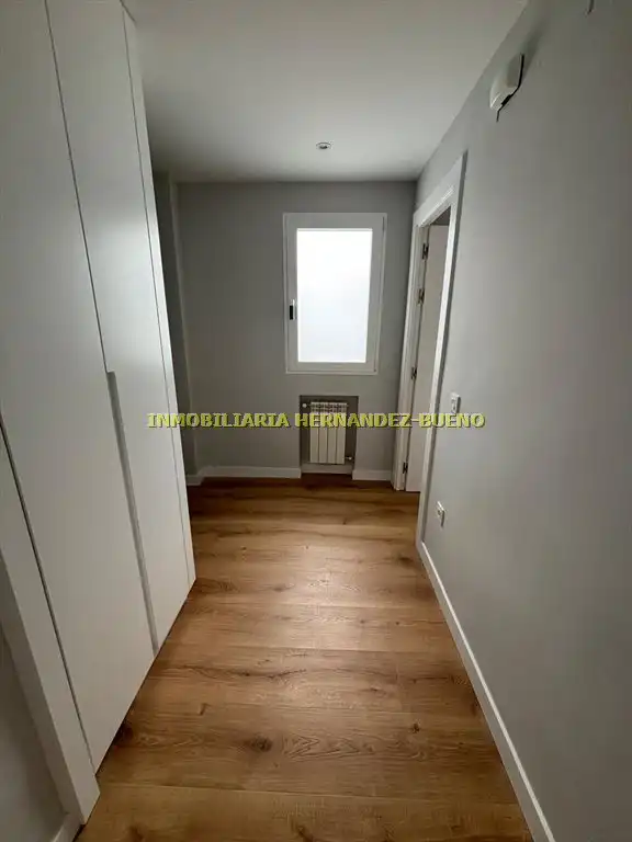 Flat for sale in Salamanca  with Air Conditioner, Heating and Balcony