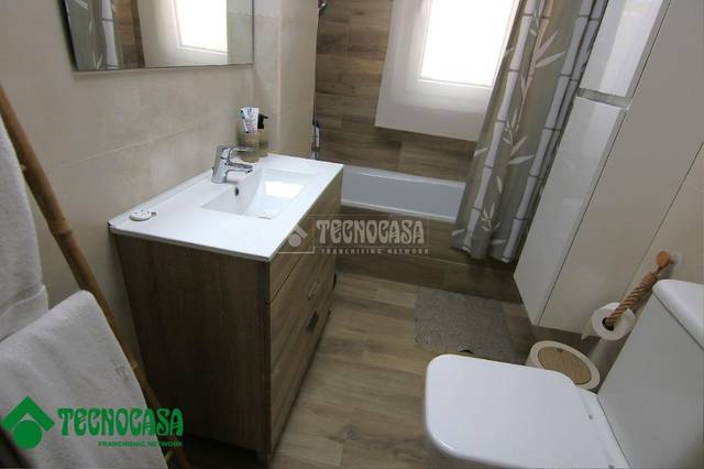 Casa adosada en Venta en Berja