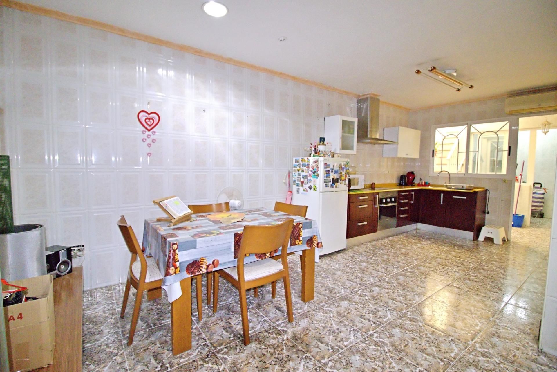 Kitchen of Planta baja for sale in Elche / Elx  with Air Conditioner and Terrace