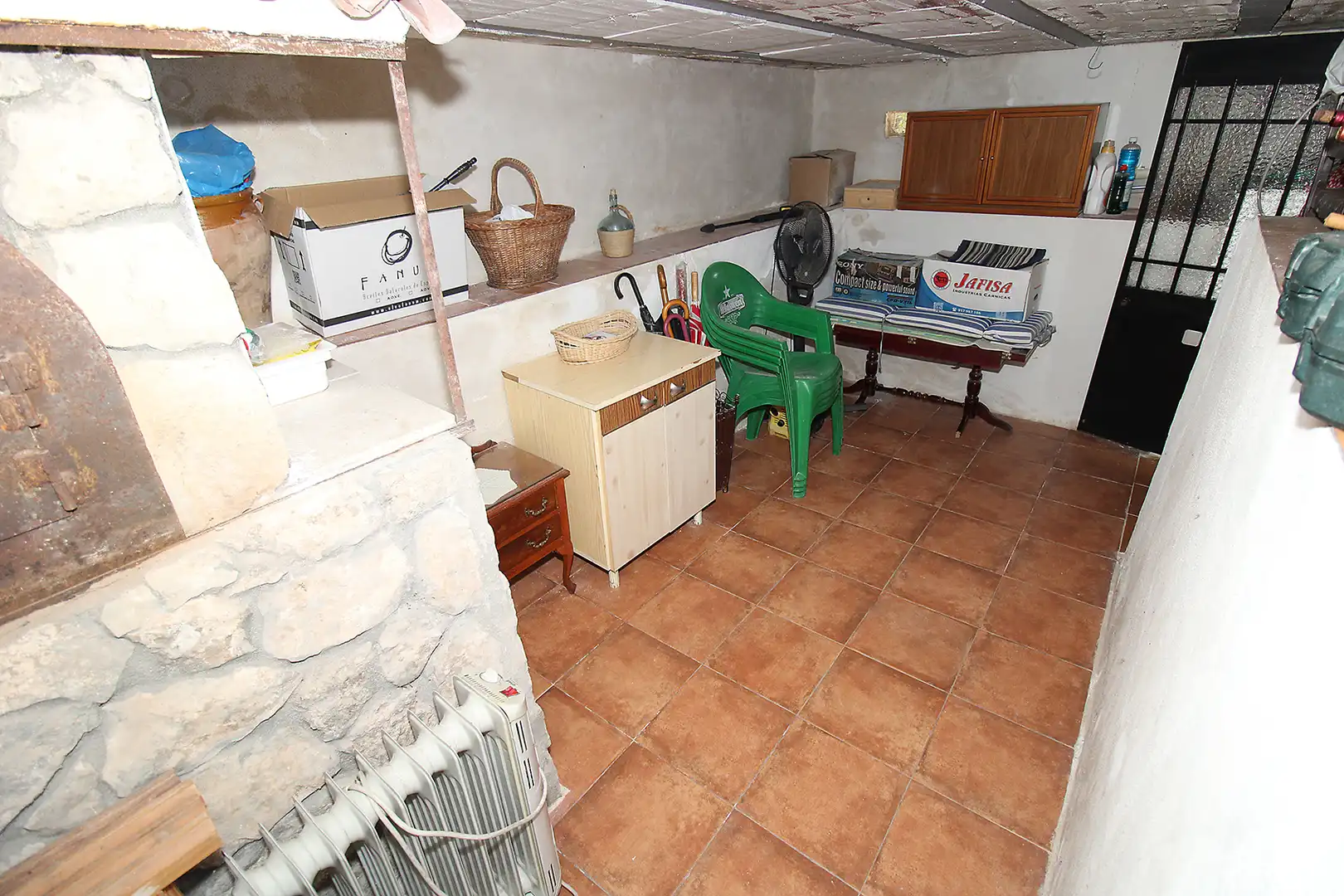 Einfamilien-Reihenhaus zum Verkauf in Torremocha de Jarama mit Heizung, Privatgarten und Internet