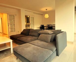 Living room of Flat to rent in  Barcelona Capital  with Air Conditioner, Heating and Terrace