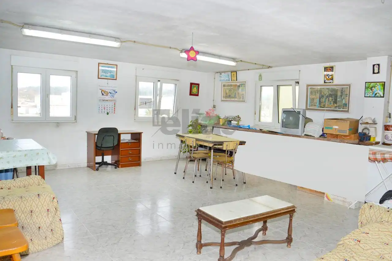Casa o xalet en venda en Muxía amb Moblat