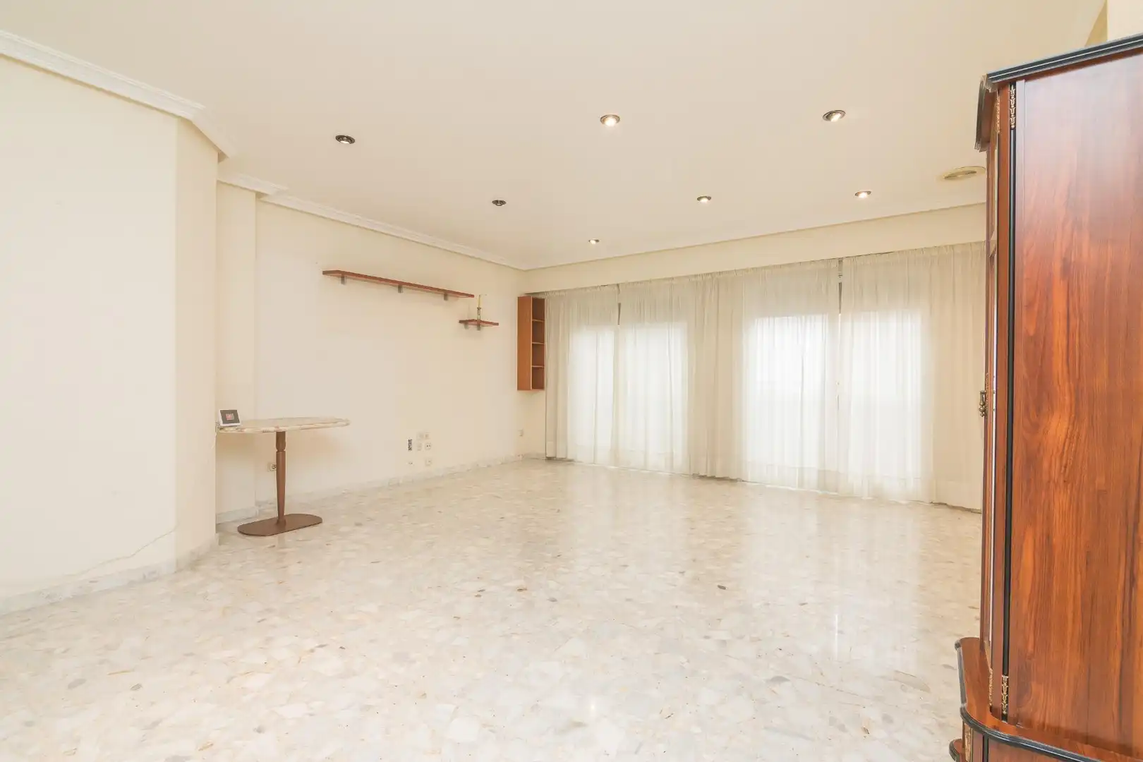 Sala d'estar de Casa o xalet en venda en Elche / Elx amb Aire condicionat, Terrassa i Traster