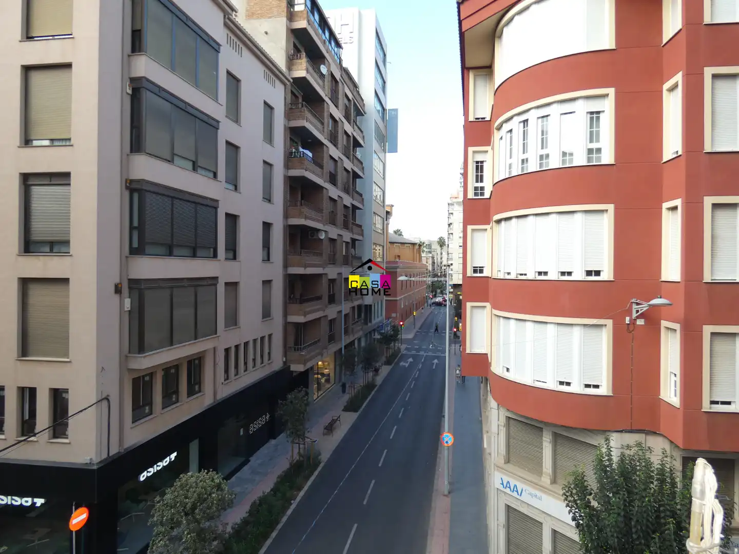 Vista exterior de Pis en venda en Castellón de la Plana / Castelló de la Plana amb Calefacció, Traster i Balcó