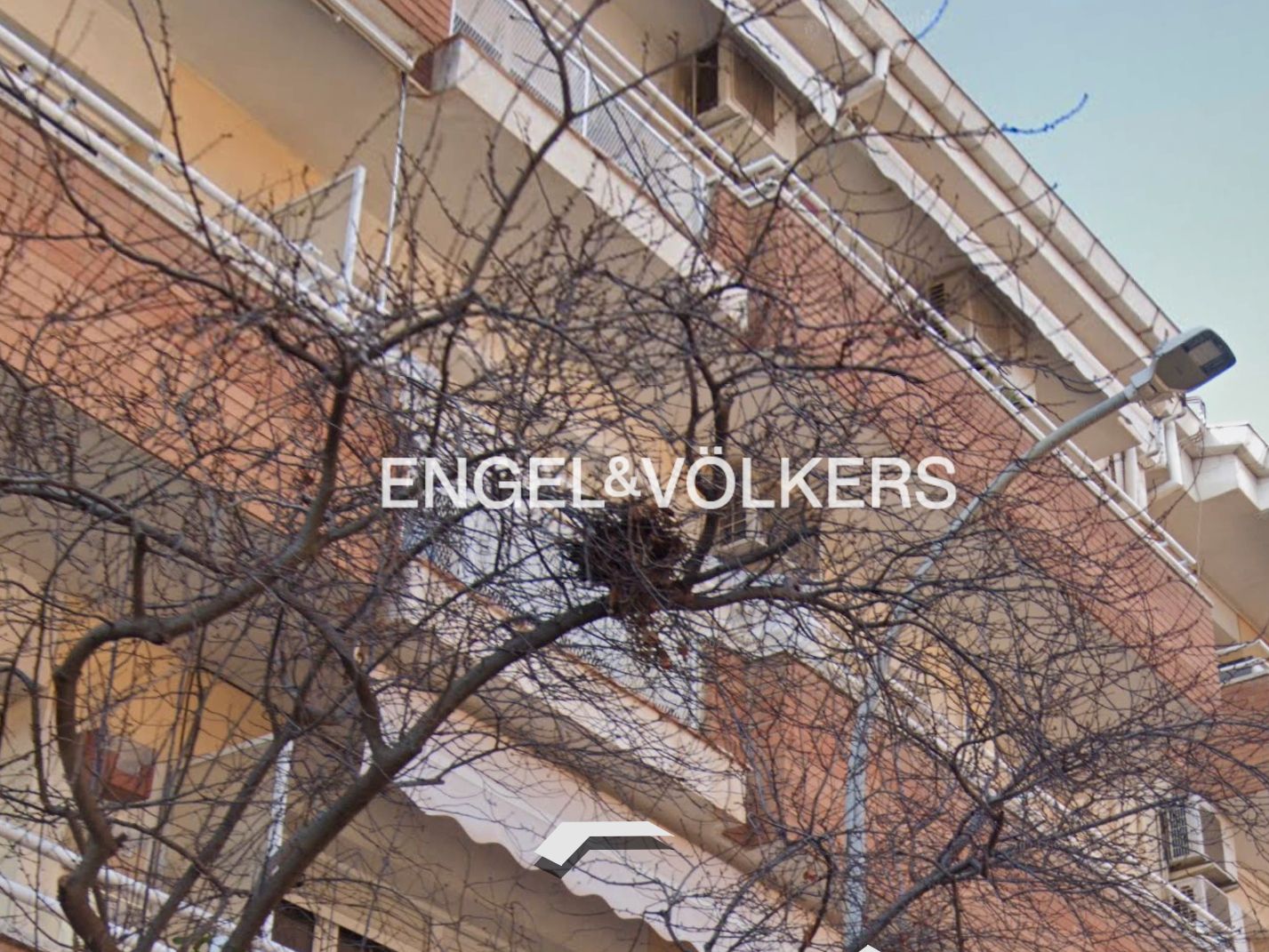 Vista exterior de Local en venda en Terrassa