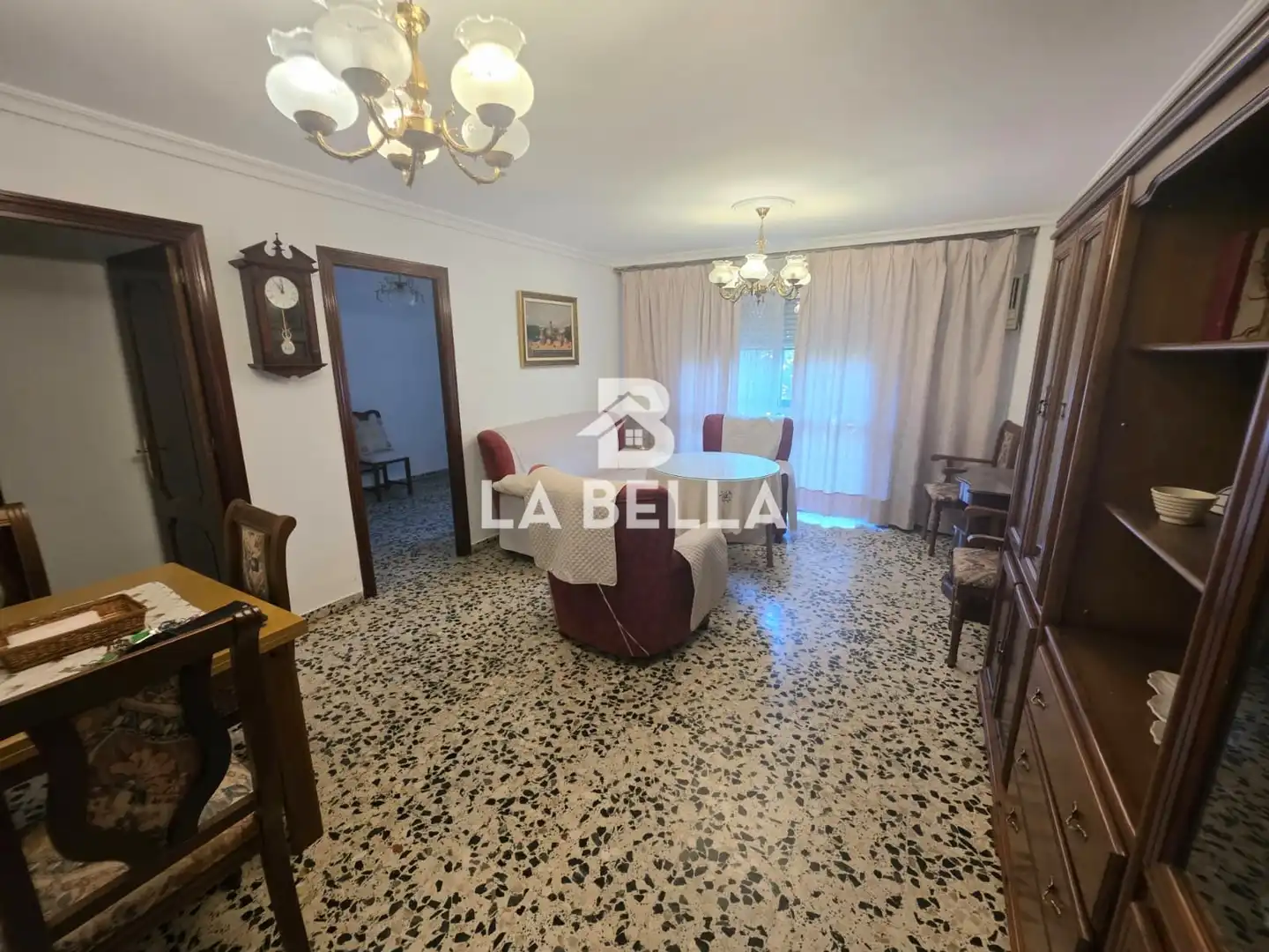 Vista exterior de Piso en venta en Sevilla con Aire acondicionado, Amueblado y Balcón