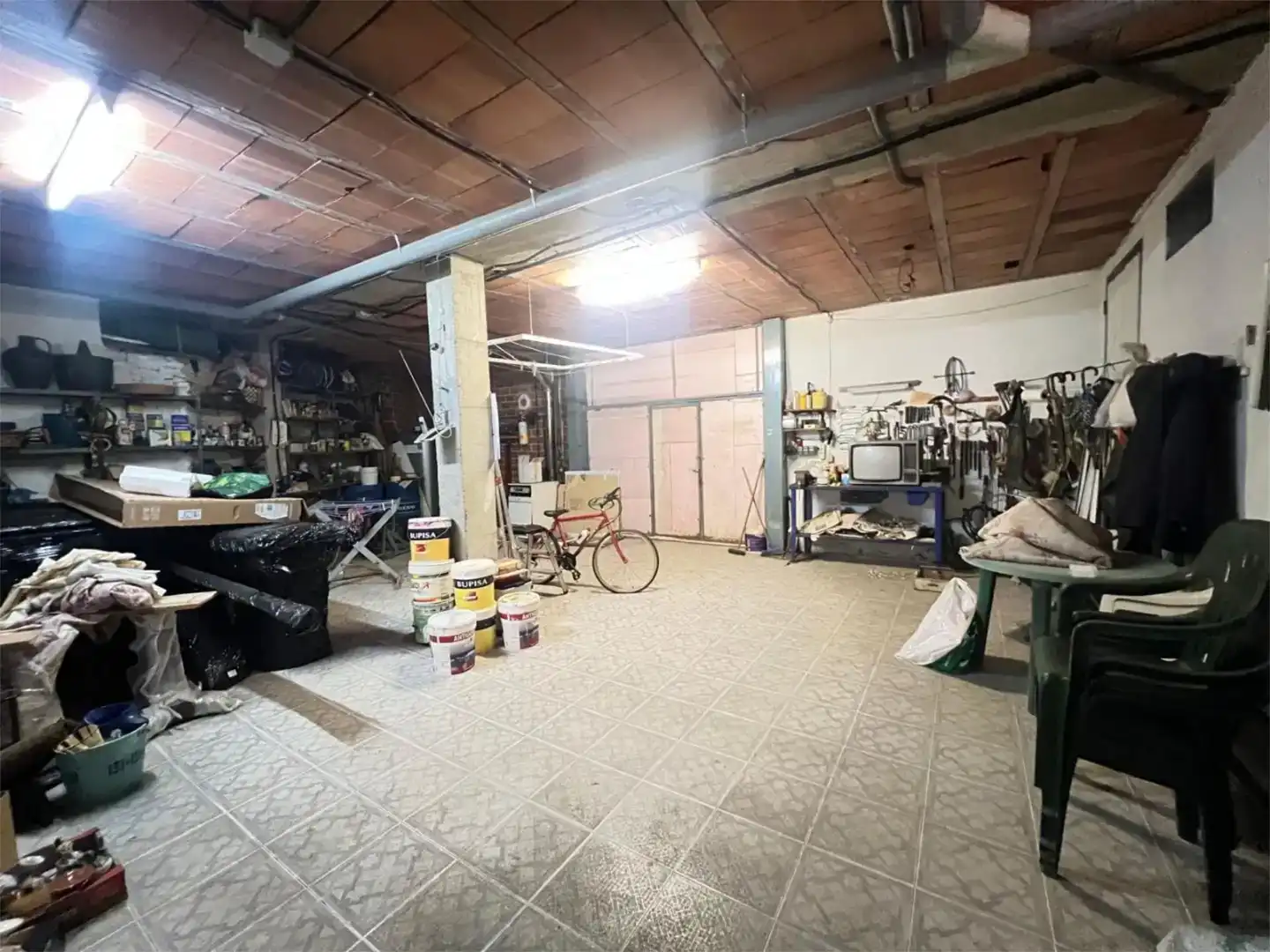 Piso en venta en Quiroga con Parquet, Trastero y Amueblado