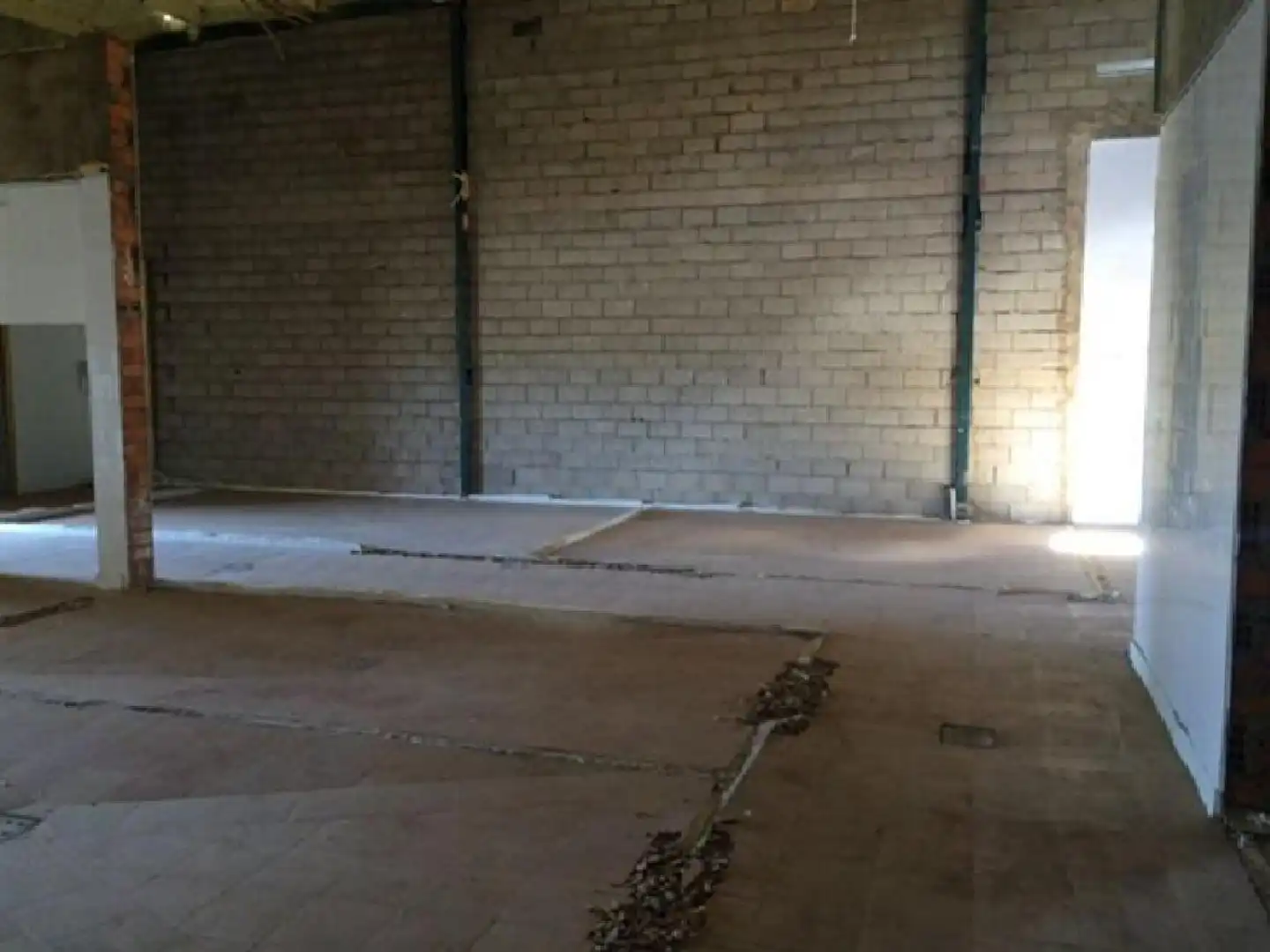 Industrial building for sale in Cabeza del Buey, imagen 4