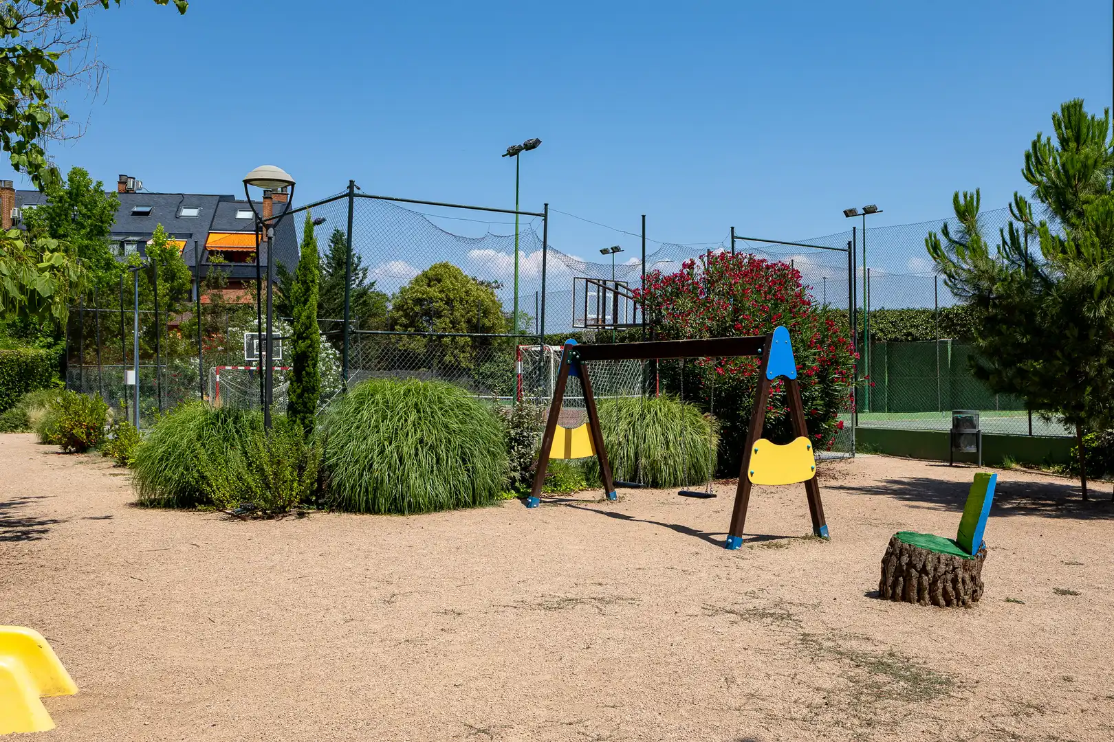 Jardín de Ático en venta en Las Rozas de Madrid con Aire acondicionado, Calefacción y Terraza