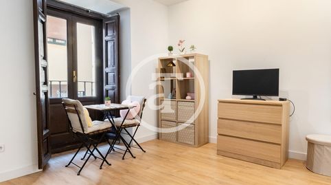 Photo 3 of Study for rent in Calle del Desengaño, Universidad - Malasaña, Madrid Capital