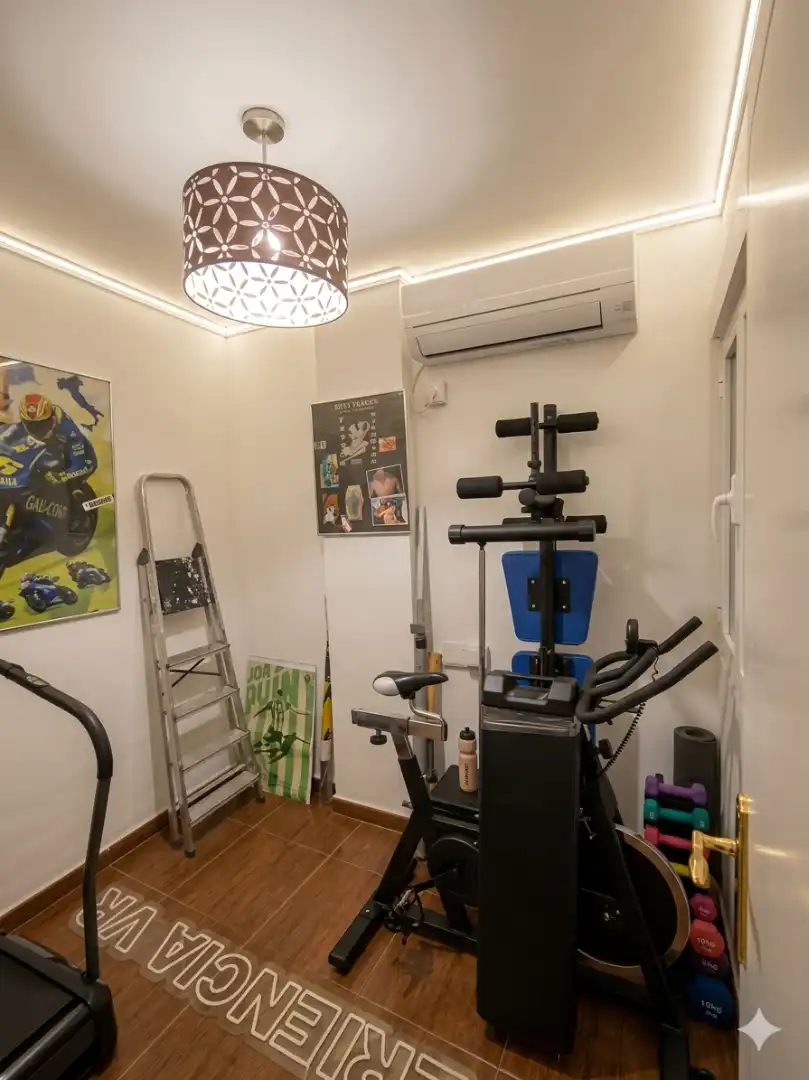 Flat for sale in Sevilla  with Air Conditioner