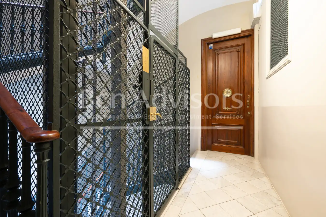 Piso con terraza en venta en Carrer d'Ausiàs Marc, imagen 52
