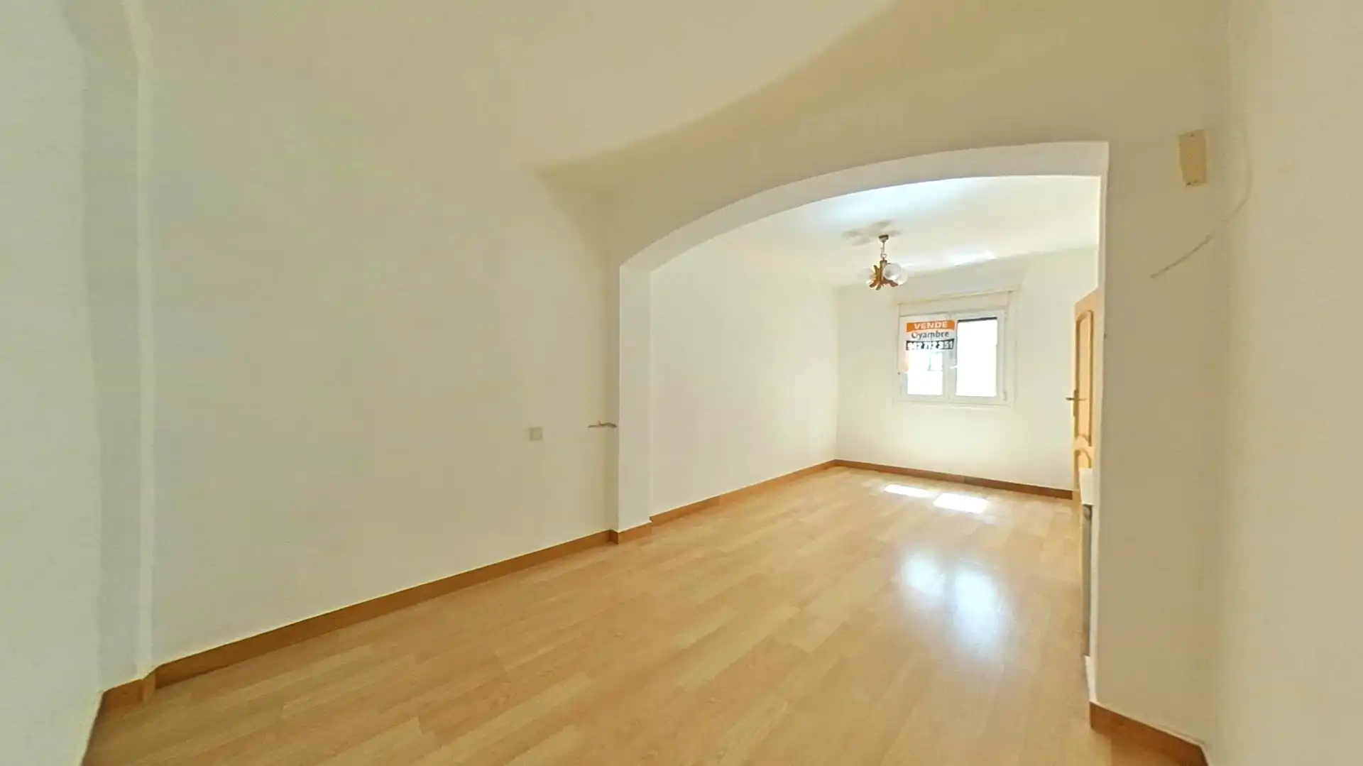 Appartamento con terrazza in vendita a Centro