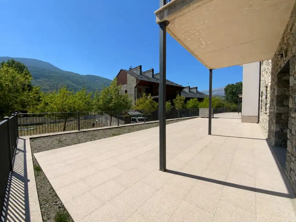 Terrassa de Apartament en venda en Benasque amb Terrassa