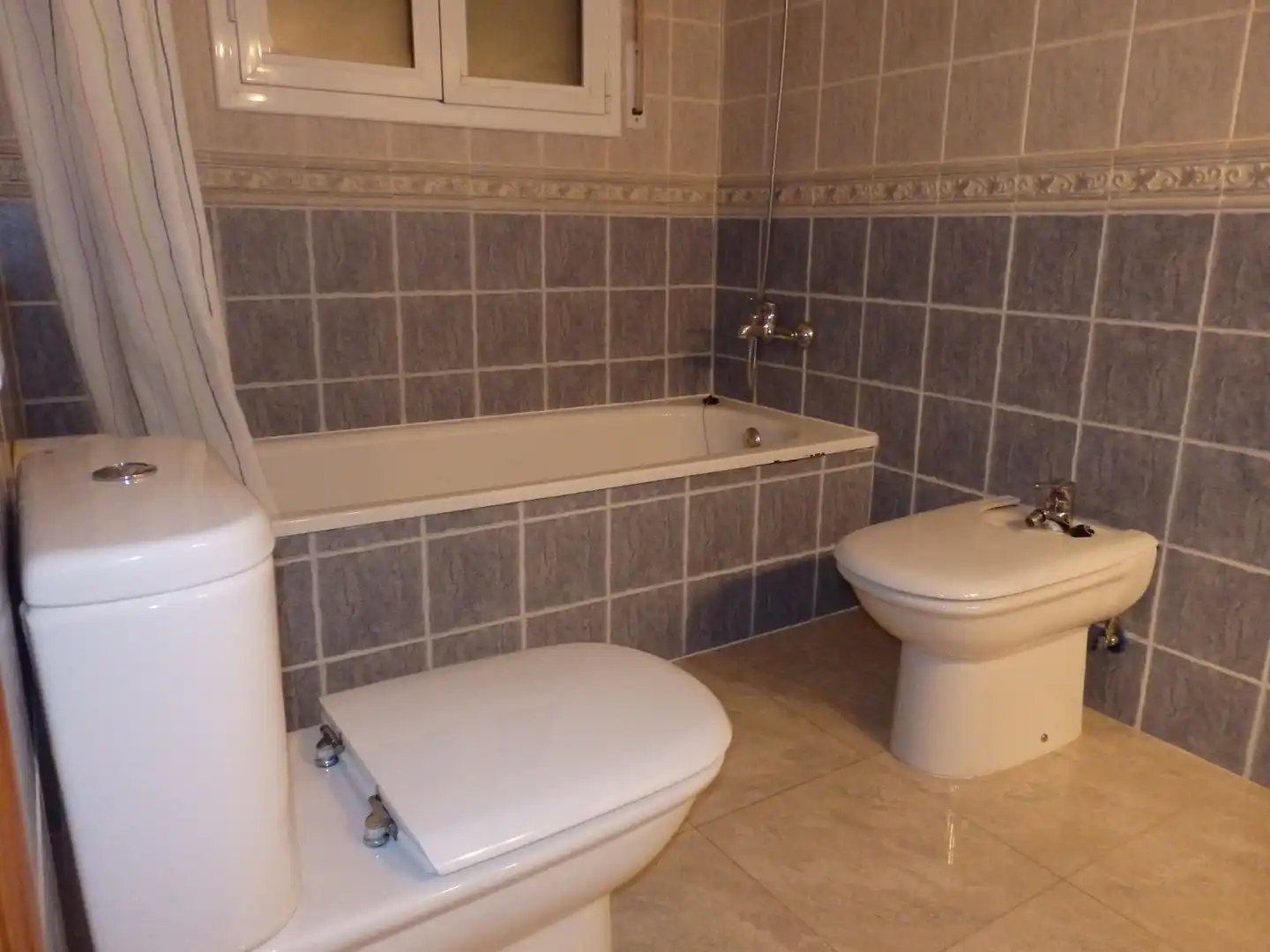 Baño de Casa o chalet en venta en Mont-roig del Camp con Jardín privado, Terraza y Piscina