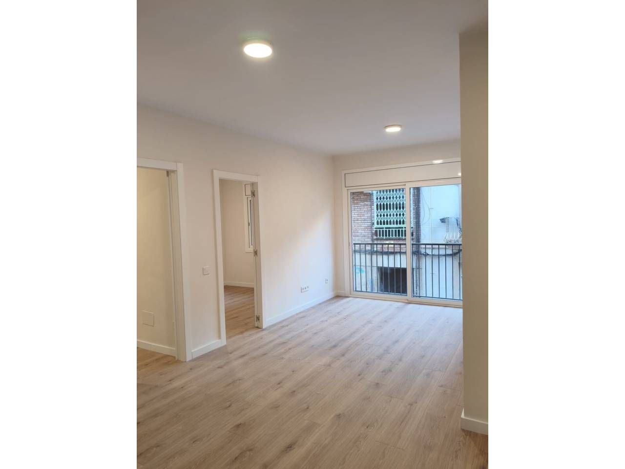 Habitación de Piso en venta en  Barcelona Capital con Aire acondicionado y Parquet