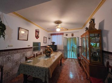 Haus mit Balkon zum Verkauf in Benamejí
