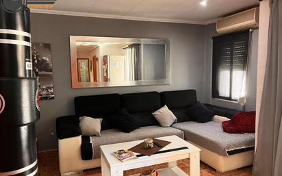 Living room of Flat for sale in Sagunto / Sagunt  with Air Conditioner and Balcony