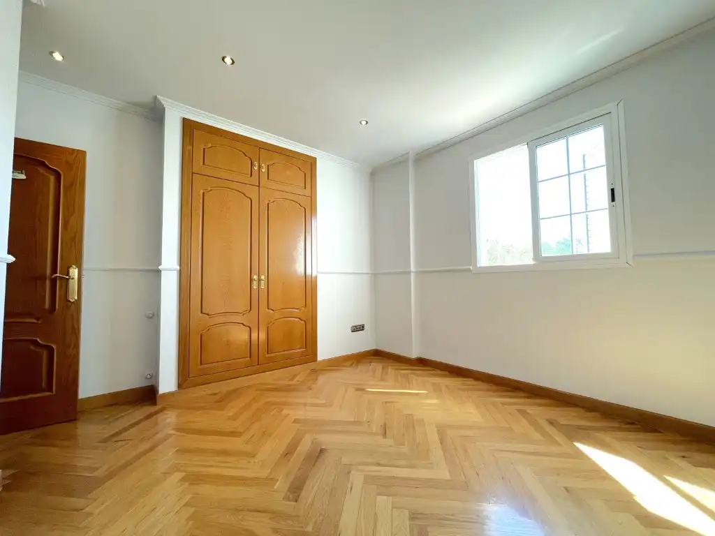 Haus oder Chalet zur Miete in Carrer Vicent Fuentes, Heliópolis