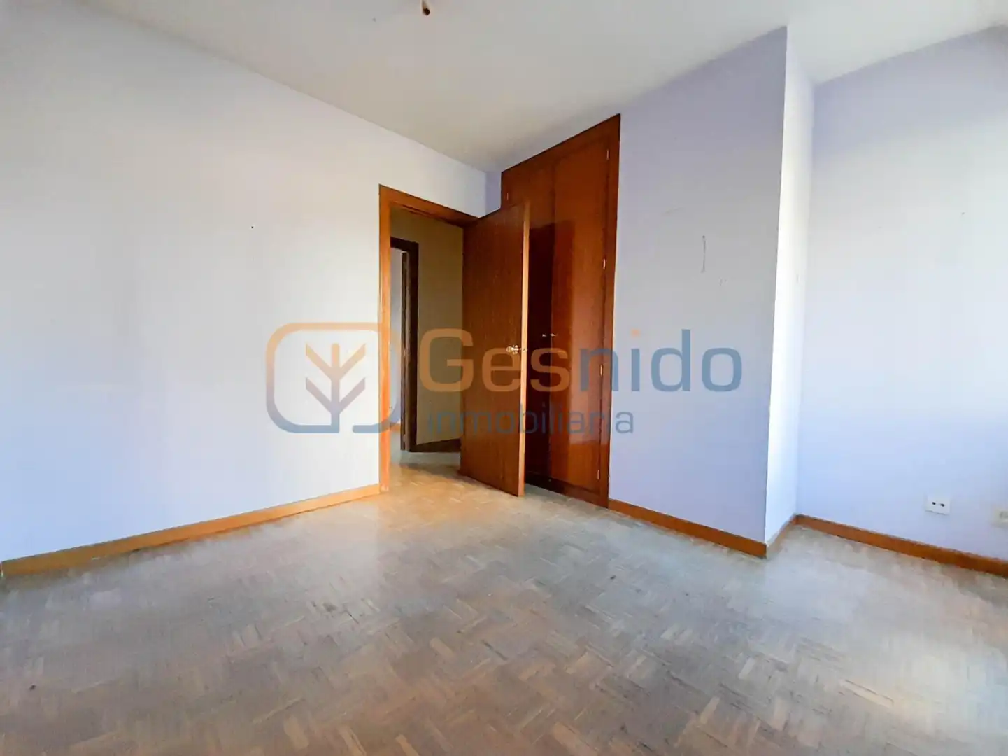 Bedroom of Flat for sale in Segovia  with Heating, Parquet flooring and Terrace