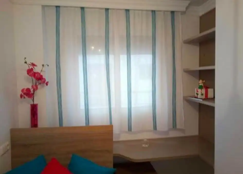 Habitación de Piso de alquiler en Málaga con Aire acondicionado, Amueblado y Horno