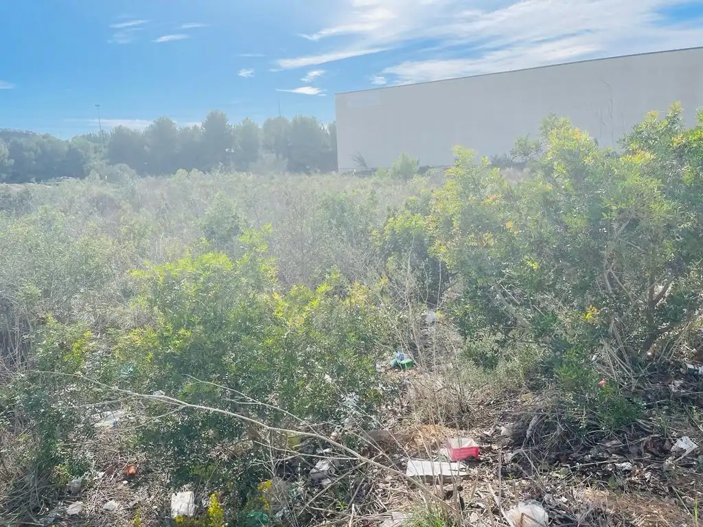 Fabrik Grundstücke zum Verkauf in Calafell