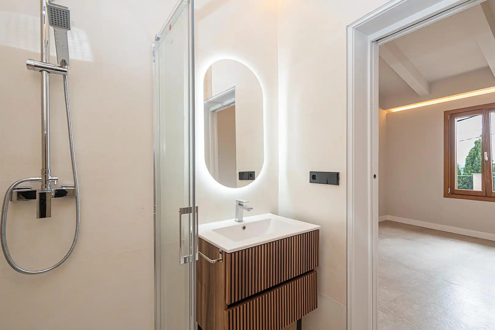 Bathroom of Ground floor for rent in Selva  with Air Conditioner, Heating and Terrace