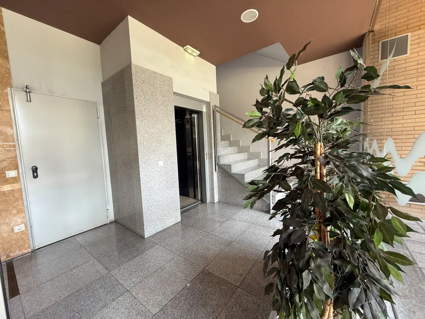 Flat for sale in Oeste